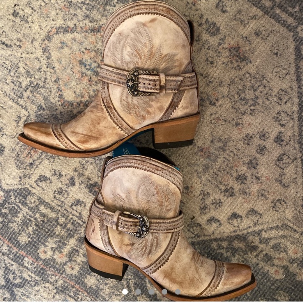 Boho Western boots!
